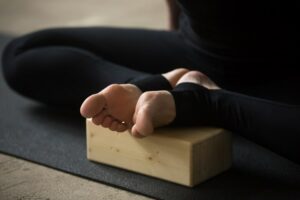 A quoi sert une brique de yoga ? - Yogamatata